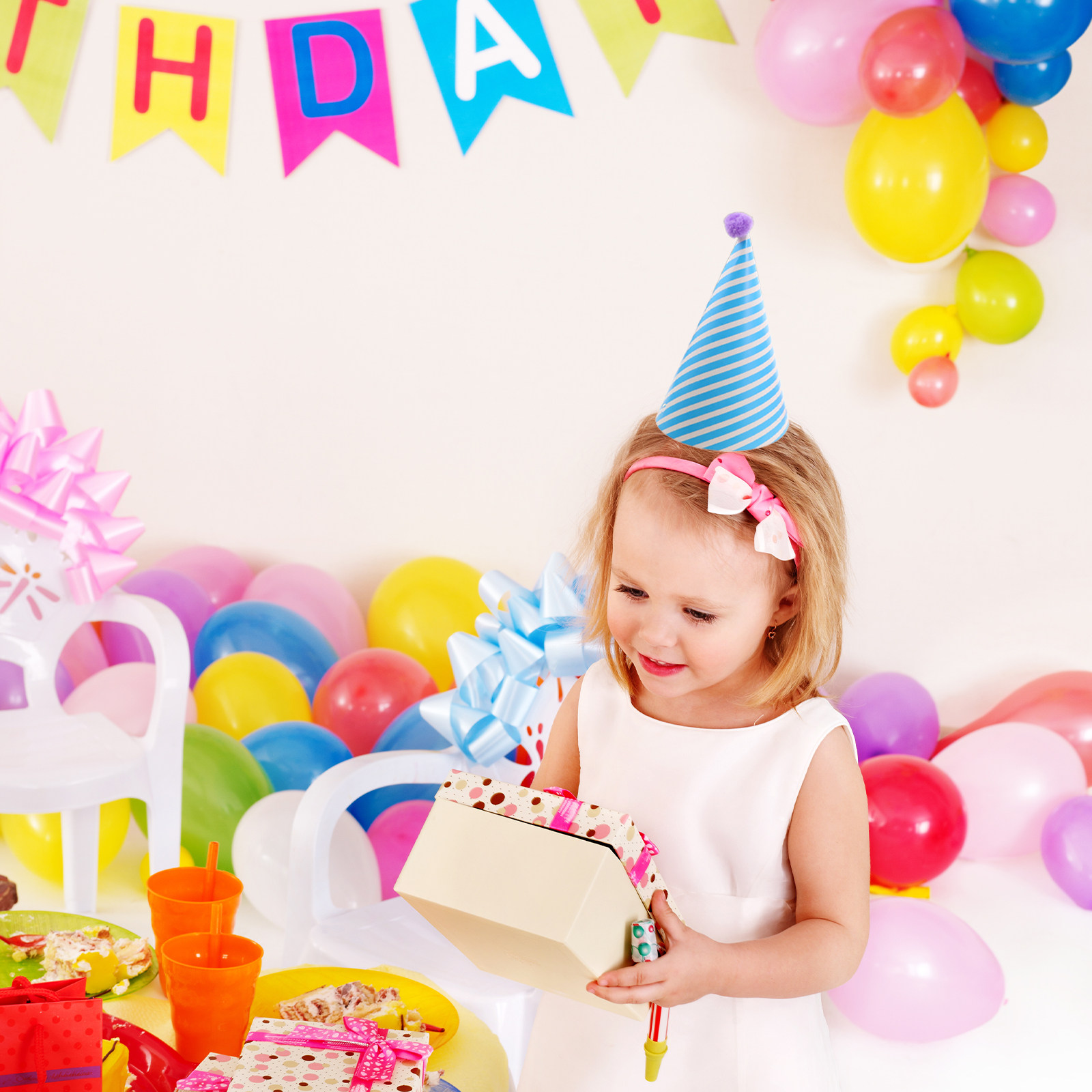 12Pcs Kids Birthday Cone Hats  - Party Hat Cone recensie en prijs