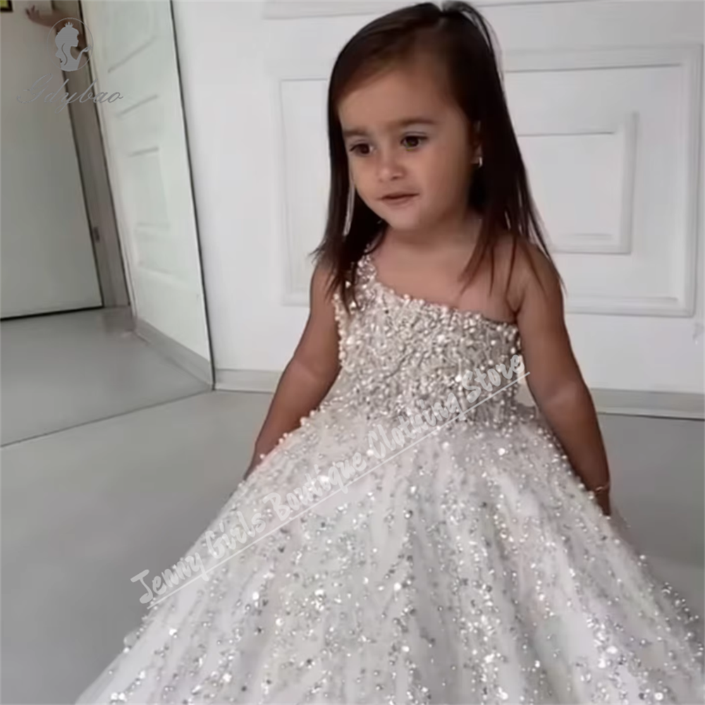 Glitter Beading Fluffy Single  - Birthday Sash Glitter recensie en prijs