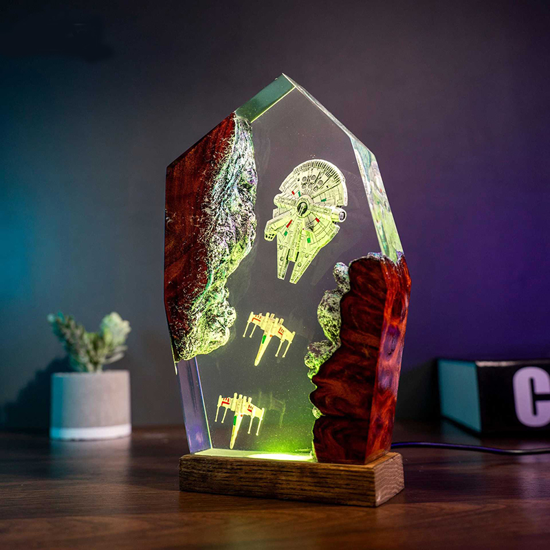 Table Resin Lamp Universe War  - Eve Party recensie en prijs